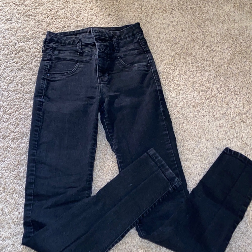 Charlotte Russe - 3 button high rise pant